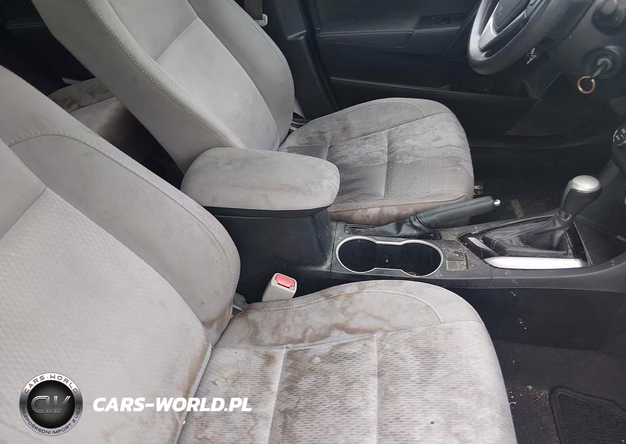2016 Toyota Corolla Le VIN:2T1BURHE5GC605262 - 5