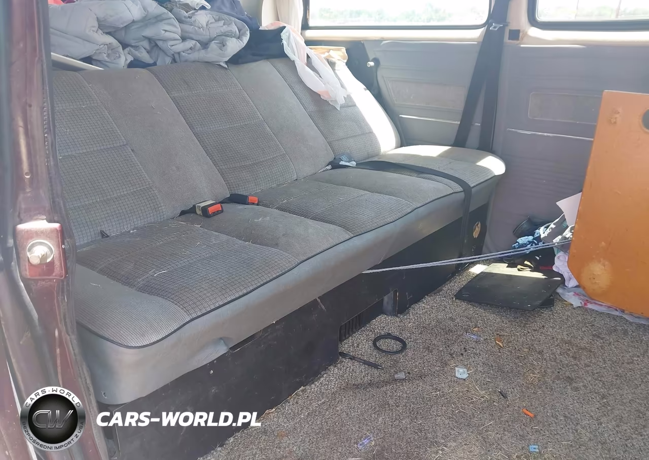 1990 Volkswagen Vanagon Bus VIN:WV2YB0259LH051641 - 8