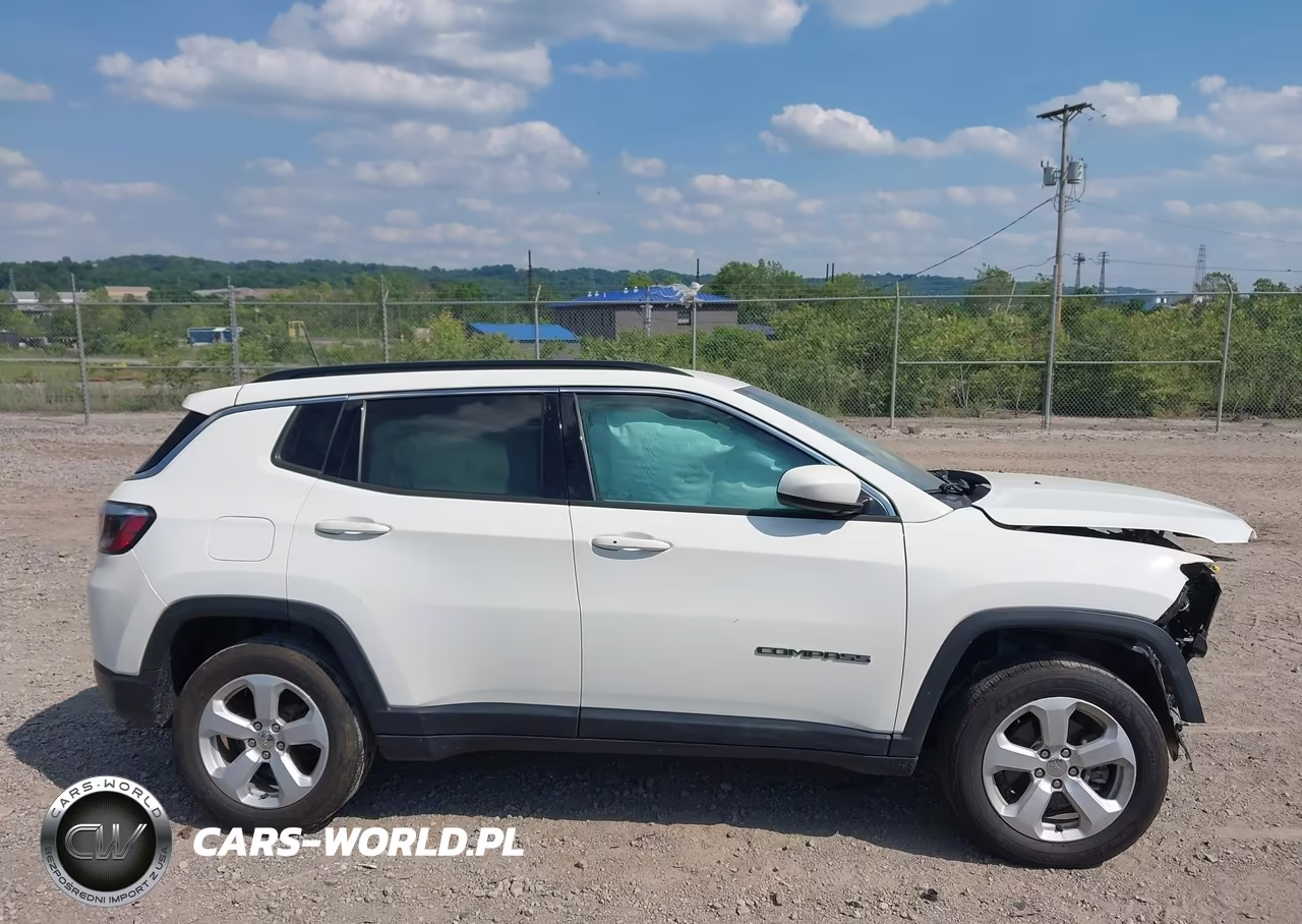 2021 Jeep Compass Latitude 4X4 VIN:3C4NJDBB8MT534526 - 14