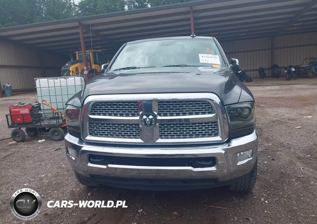 2015 Ram 2500 Laramie VIN:3C6UR5FL9FG603823 - 13