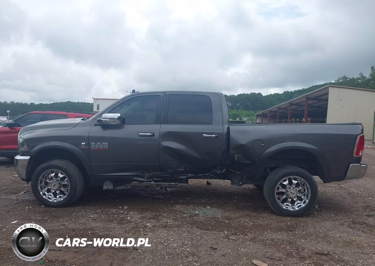 2015 Ram 2500 Laramie VIN:3C6UR5FL9FG603823 - 15