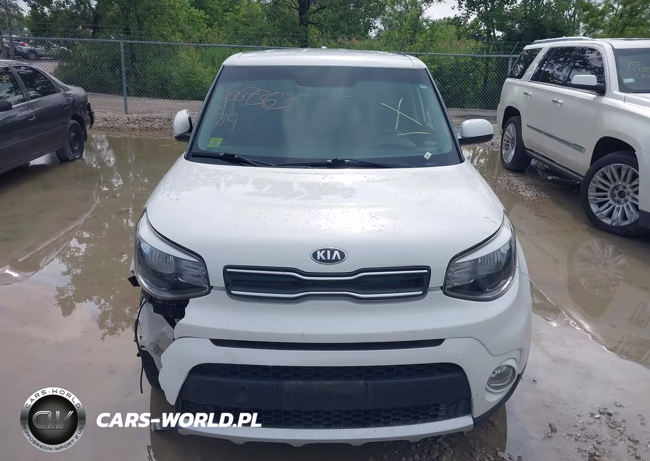 2018 Kia Soul + VIN:KNDJP3A51J7539229 - 12