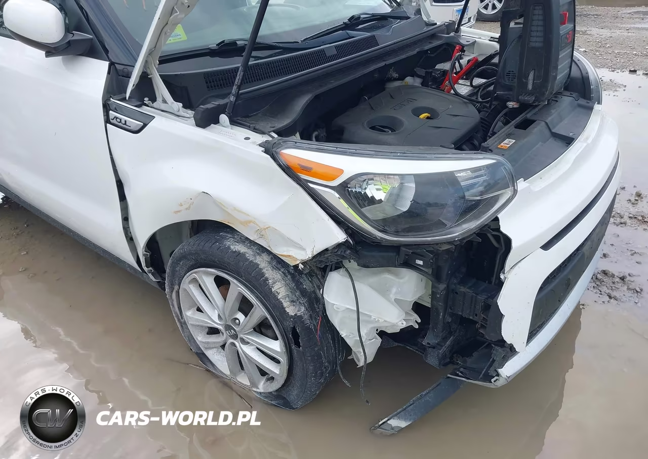 2018 Kia Soul + VIN:KNDJP3A51J7539229 - 17