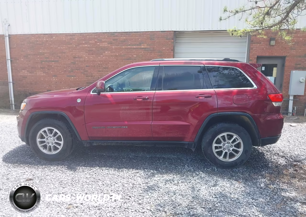 2019 Jeep Grand Cherokee Laredo E 4X4 VIN:1C4RJFAG3KC803857 - 17
