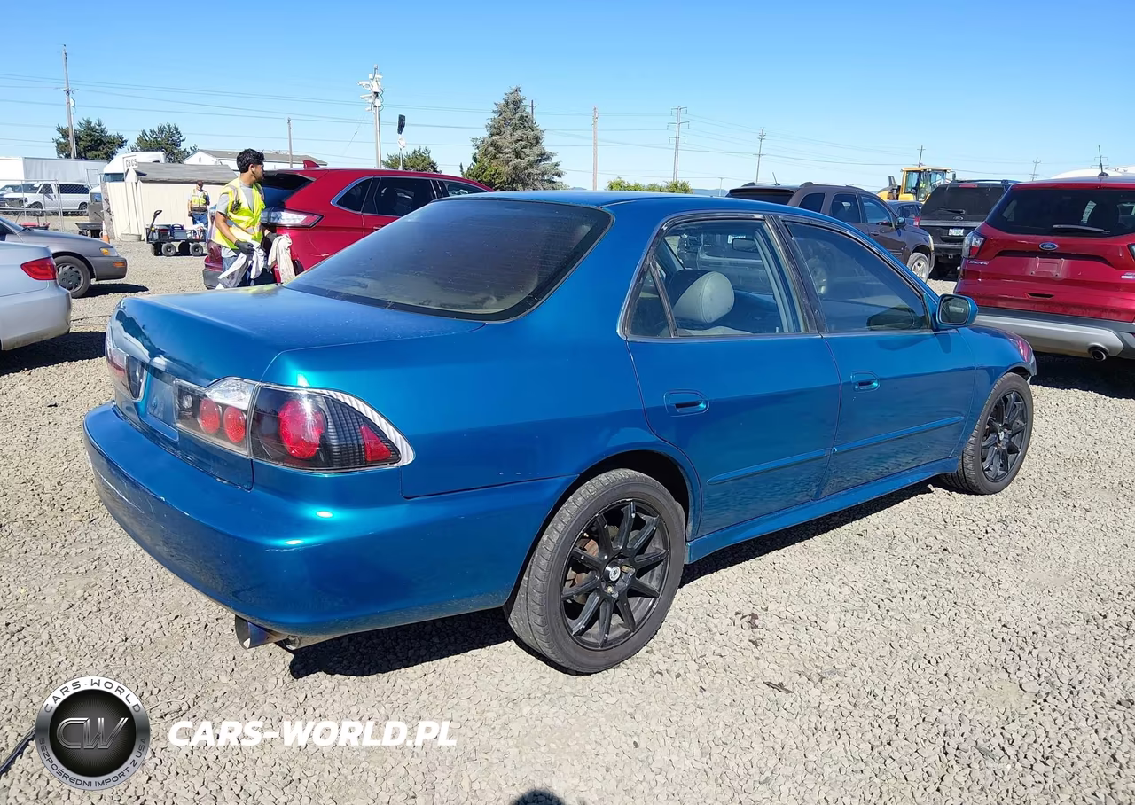 2001 Honda Accord 2.3 Ex VIN:1HGCG65821A042368 - 4