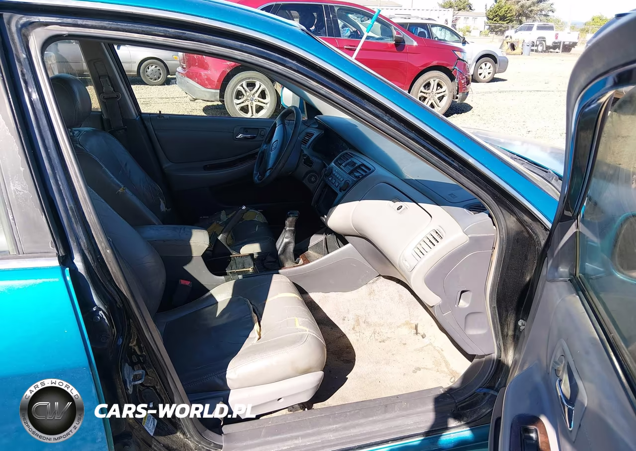 2001 Honda Accord 2.3 Ex VIN:1HGCG65821A042368 - 5