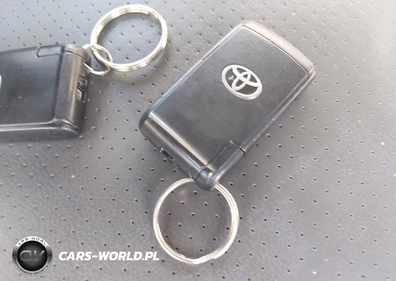 2008 Toyota Prius Touring VIN:JTDKB20U887781192 - 11