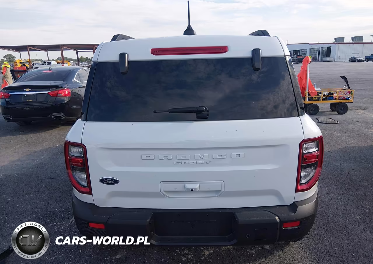 2025 Ford Bronco Sport Big Bend VIN:3FMCR9BN9SRE67660 - 17