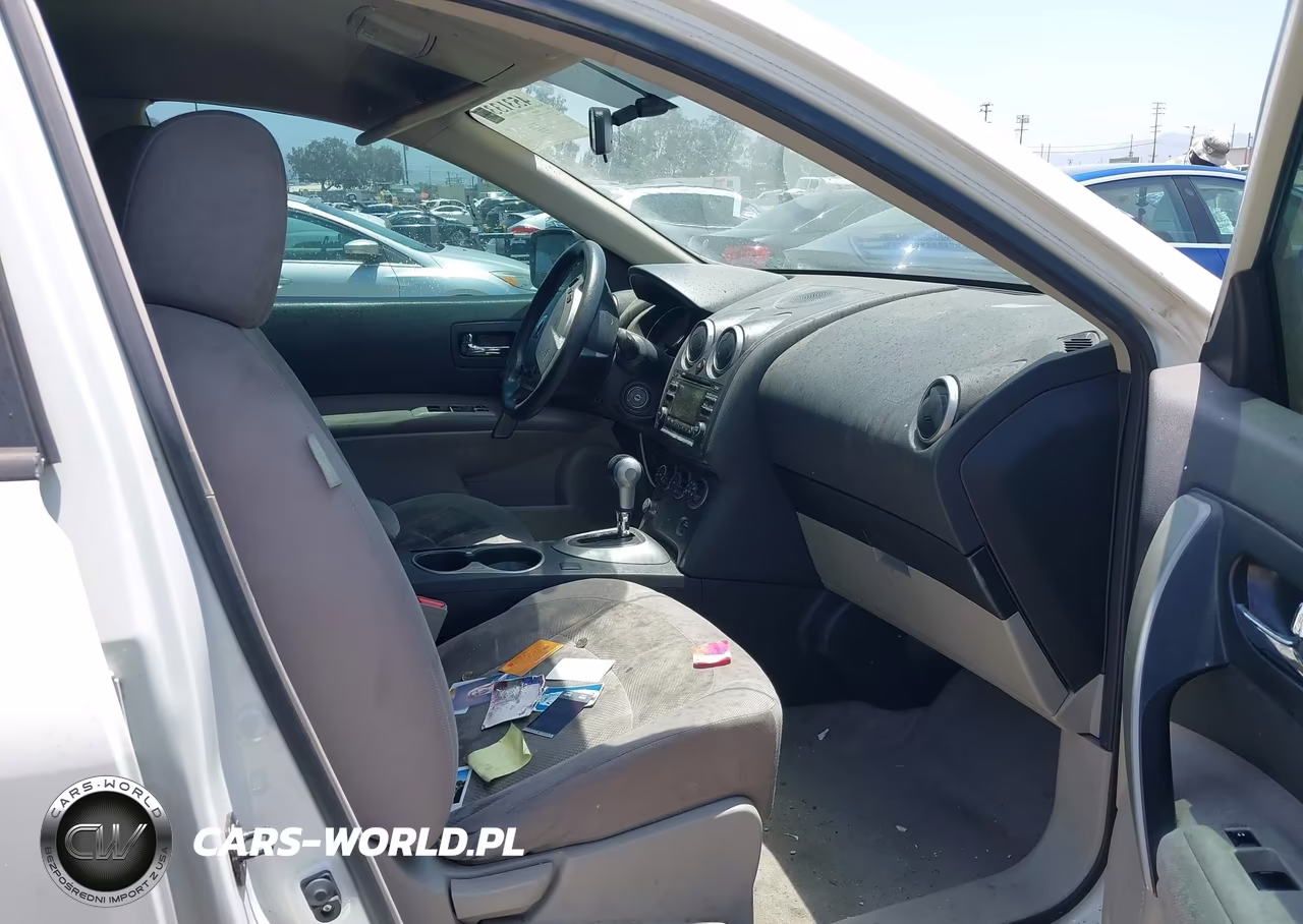2013 Nissan Rogue S VIN:JN8AS5MTXDW537532 - 5
