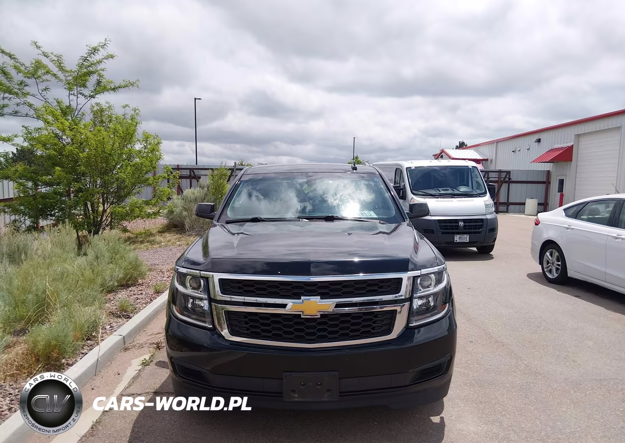 2017 Chevrolet Suburban Ls VIN:1GNSKGECXHR348689 - 17