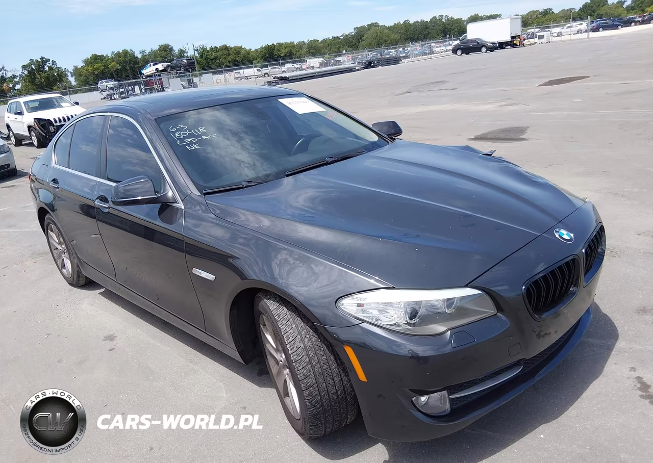2011 BMW 528I