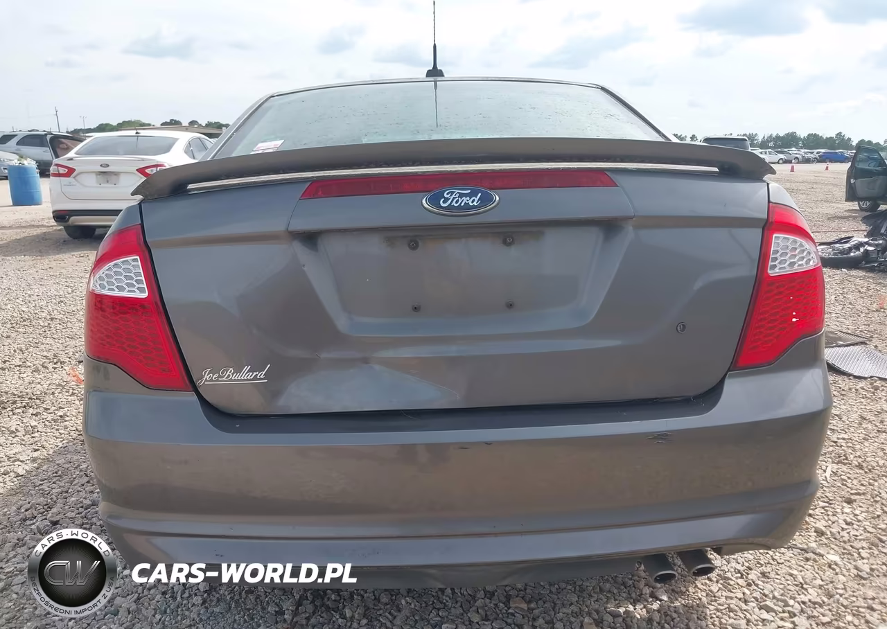 2011 Ford Fusion Se VIN:3FAHP0HA8BR333079 - 16