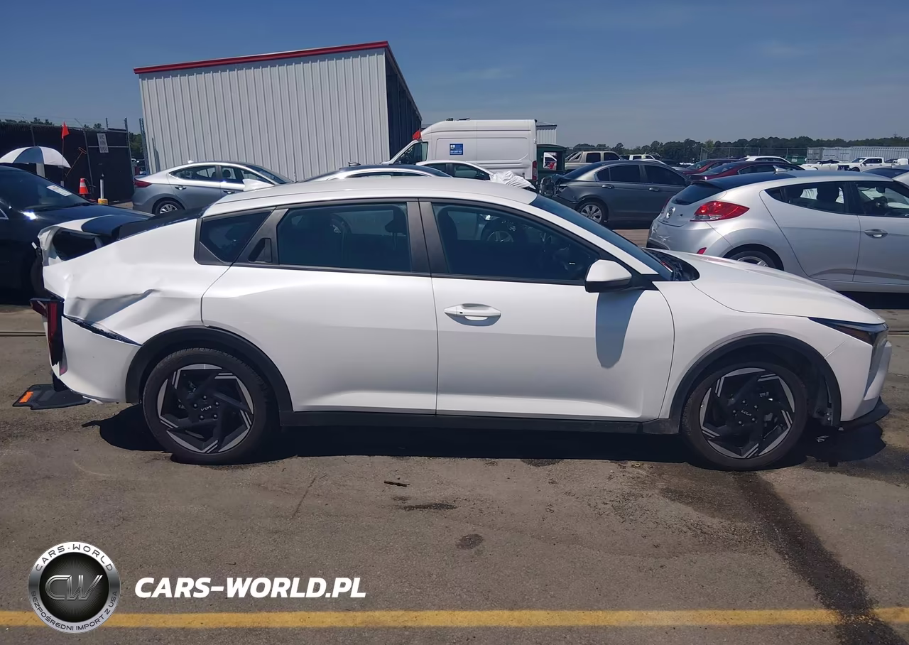 2025 Kia K4 Ex VIN:3KPFU4DE1SE150589 - 13