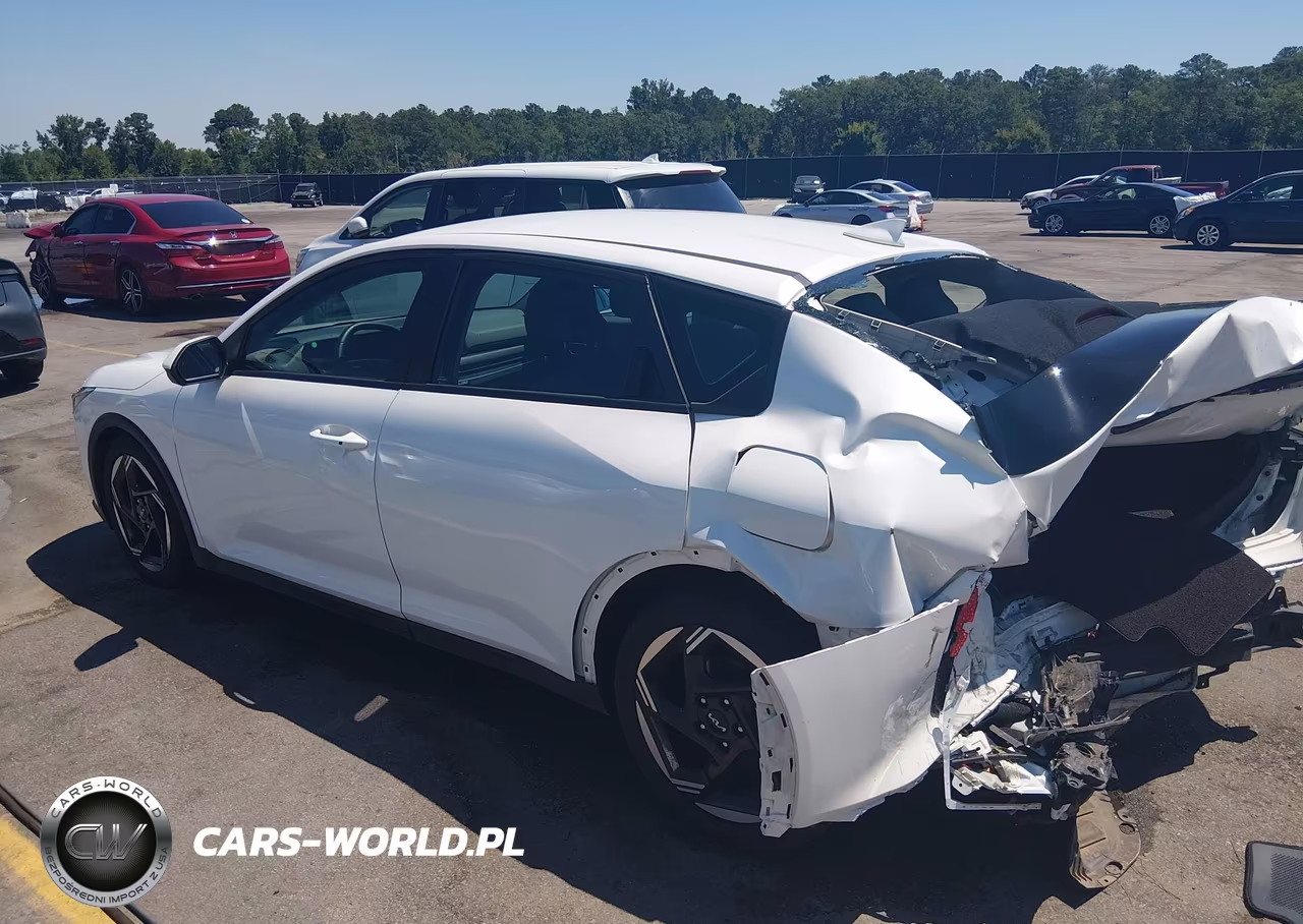 2025 Kia K4 Ex VIN:3KPFU4DE1SE150589 - 3