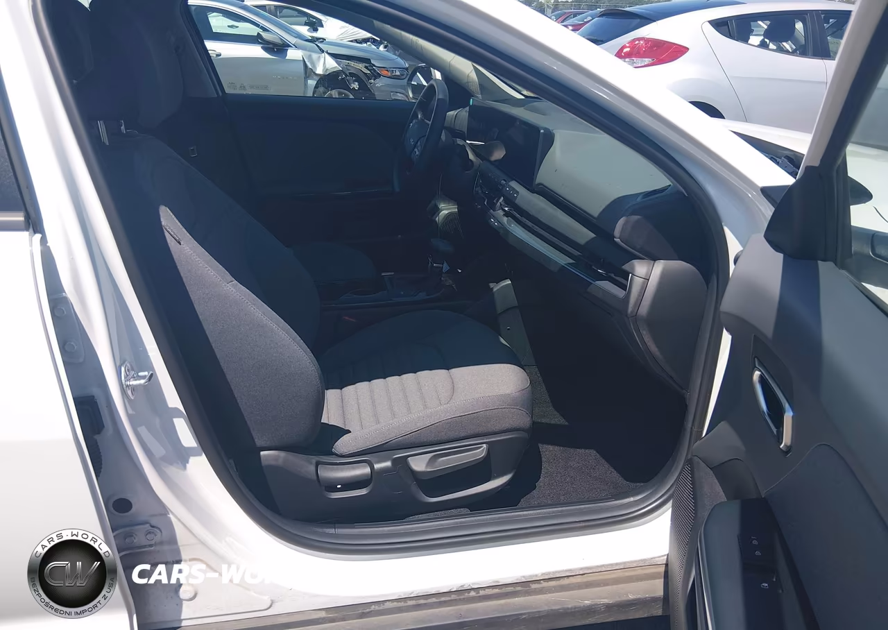 2025 Kia K4 Ex VIN:3KPFU4DE1SE150589 - 5