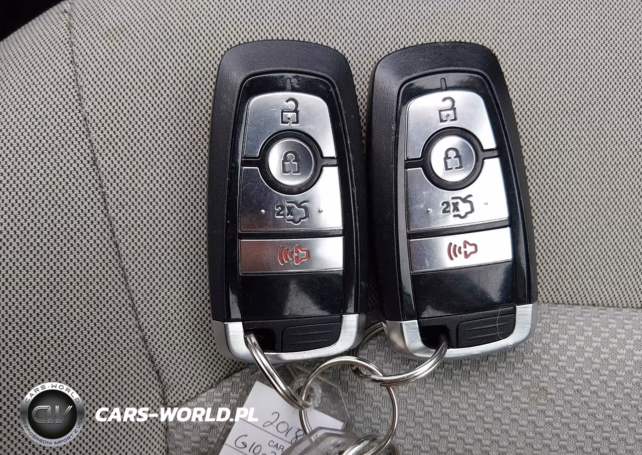 2018 Ford Fusion Hybrid S VIN:3FA6P0UU2JR212750 - 11