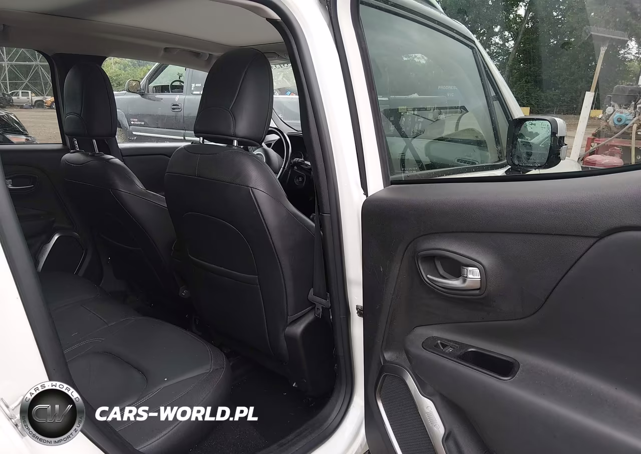 2018 Jeep Renegade Limited 4X4 VIN:ZACCJBDB7JPG76782 - 8
