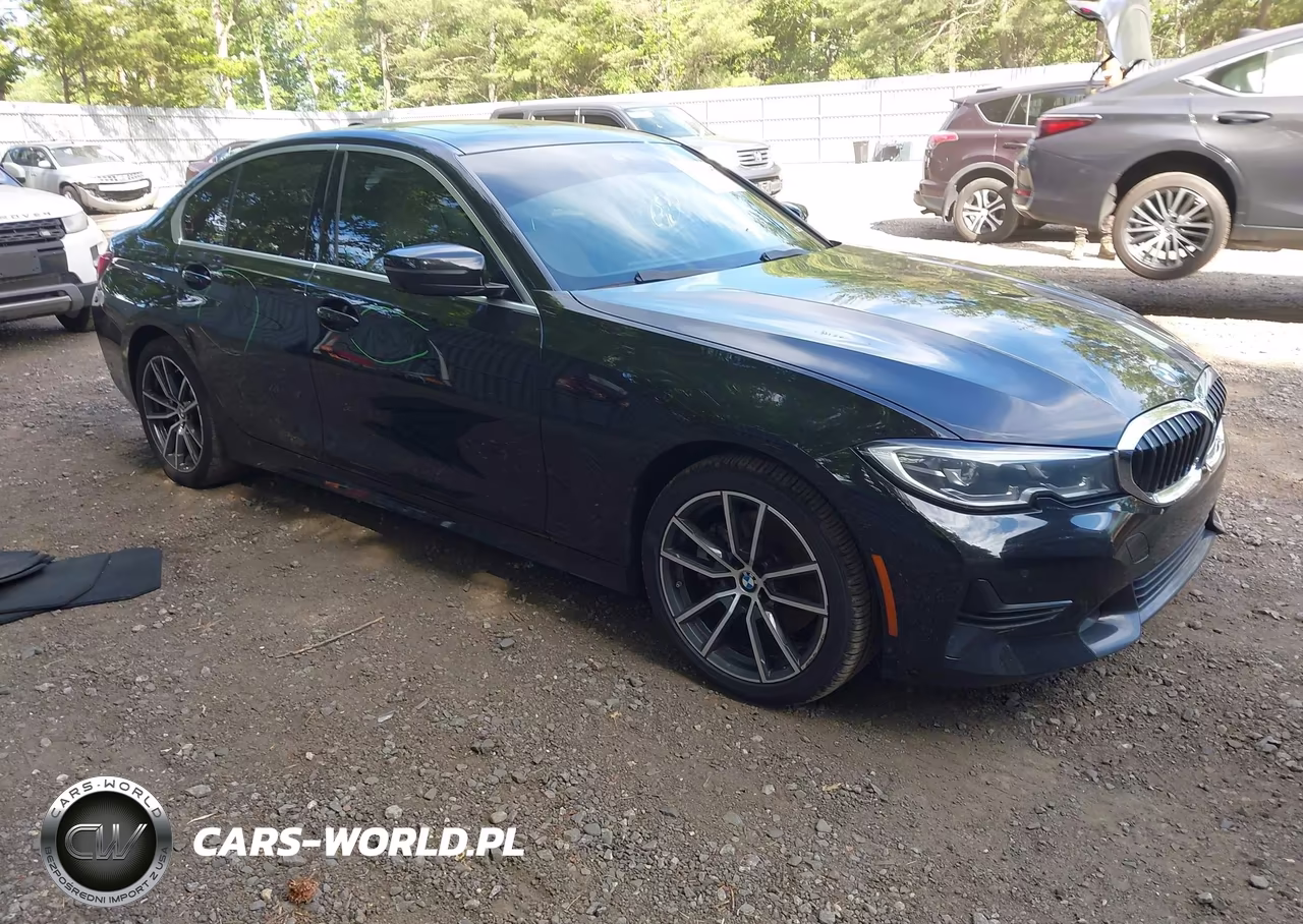 2020 BMW 330I xDrive – zdjęcie 1 z 18