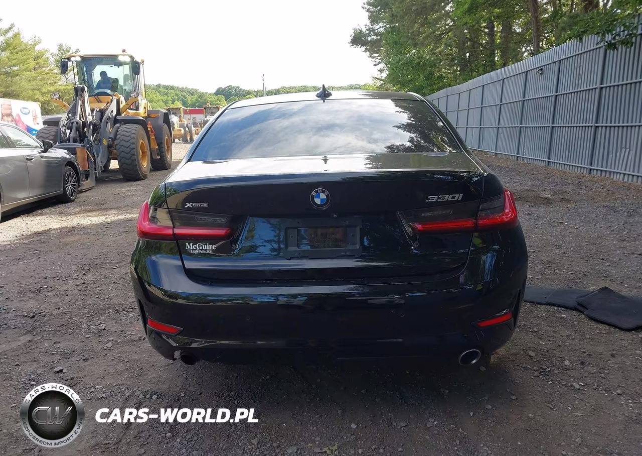 2020 BMW 330I xDrive VIN:3MW5R7J07L8B33610 - 16