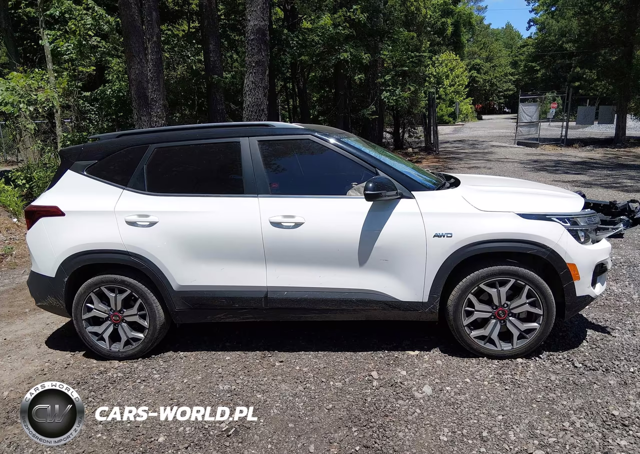2021 Kia Seltos S Turbo VIN:KNDEUCA24M7193519 - 13