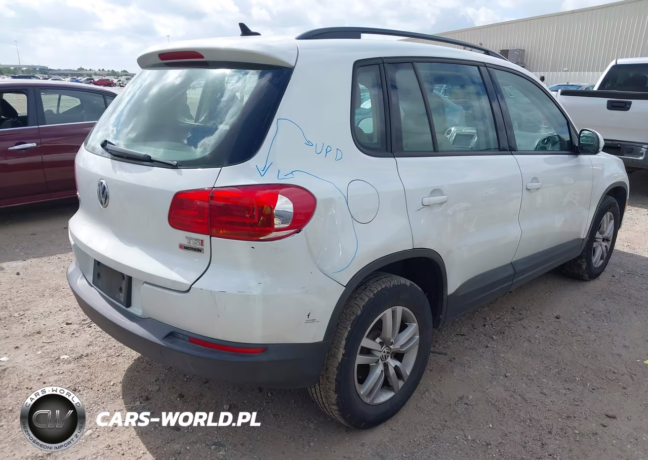 2017 Volkswagen Tiguan 2.0T-2.0T S VIN:WVGBV7AX6HK021705 - 6
