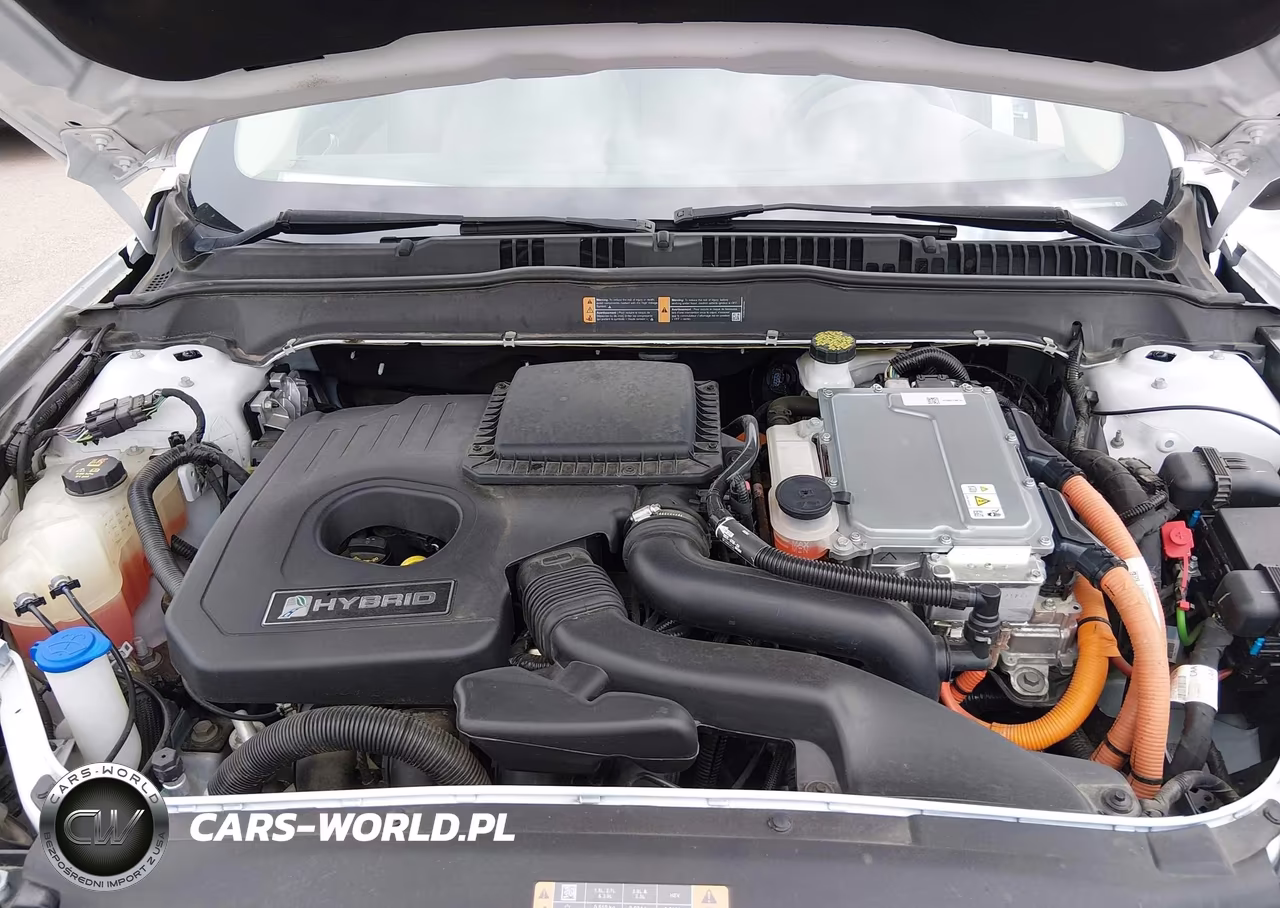 2018 Ford Fusion Hybrid S VIN:3FA6P0UU6JR212752 - 10