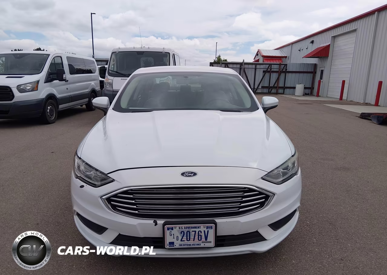 2018 Ford Fusion Hybrid S VIN:3FA6P0UU6JR212752 - 16