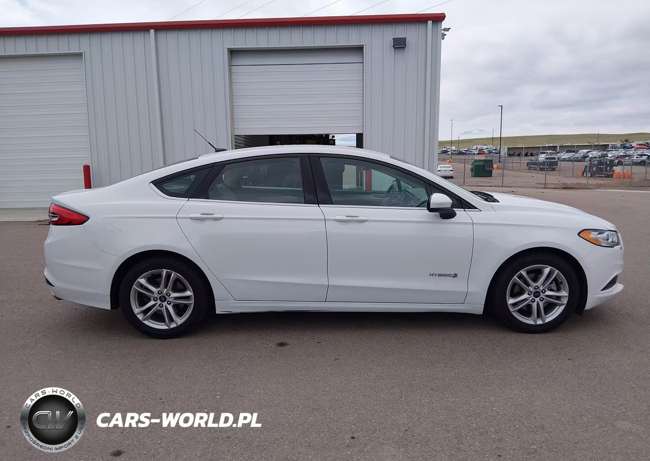 2018 Ford Fusion Hybrid S VIN:3FA6P0UU6JR212752 - 17