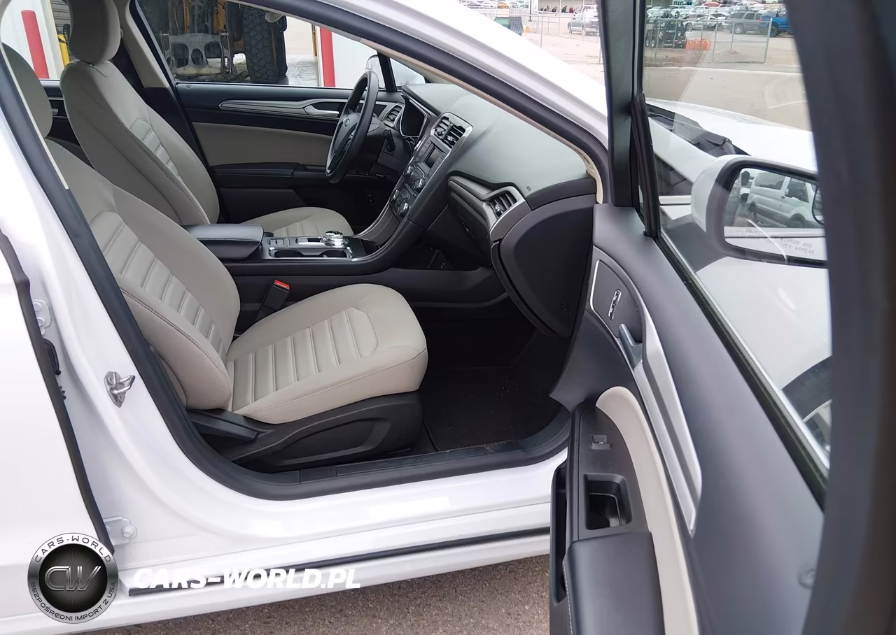 2018 Ford Fusion Hybrid S VIN:3FA6P0UU6JR212752 - 5