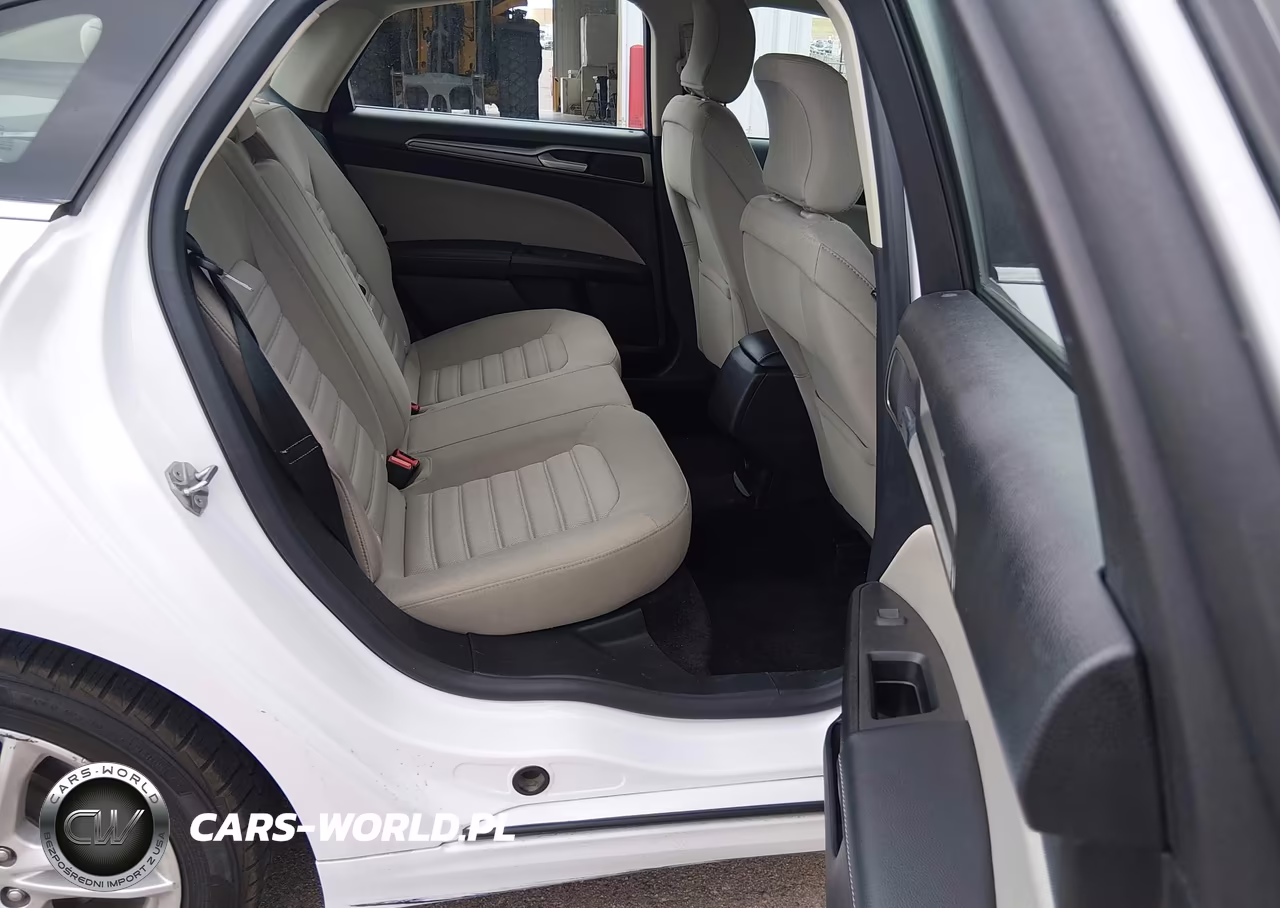 2018 Ford Fusion Hybrid S VIN:3FA6P0UU6JR212752 - 8
