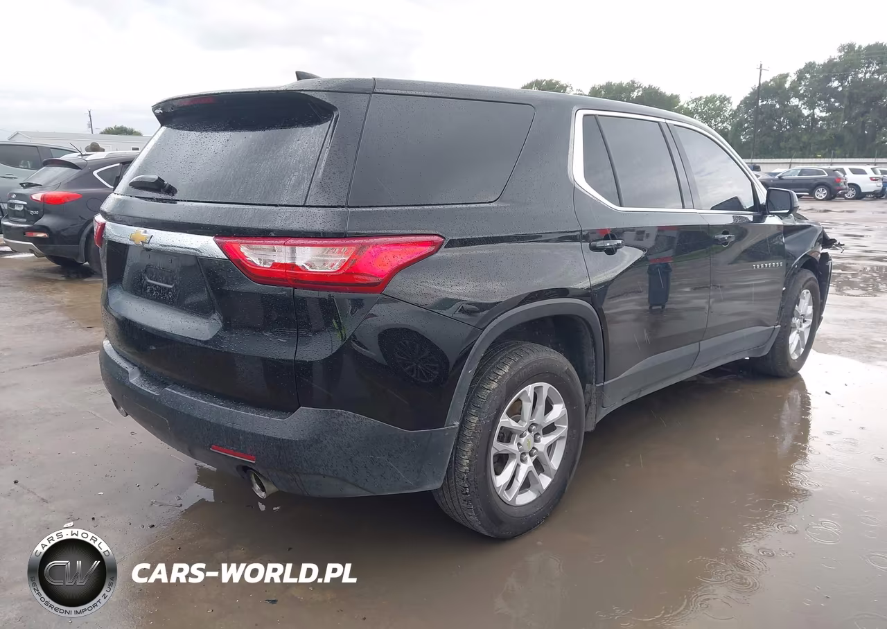 2018 Chevrolet Traverse Ls VIN:1GNEVFKW9JJ153586 - 4