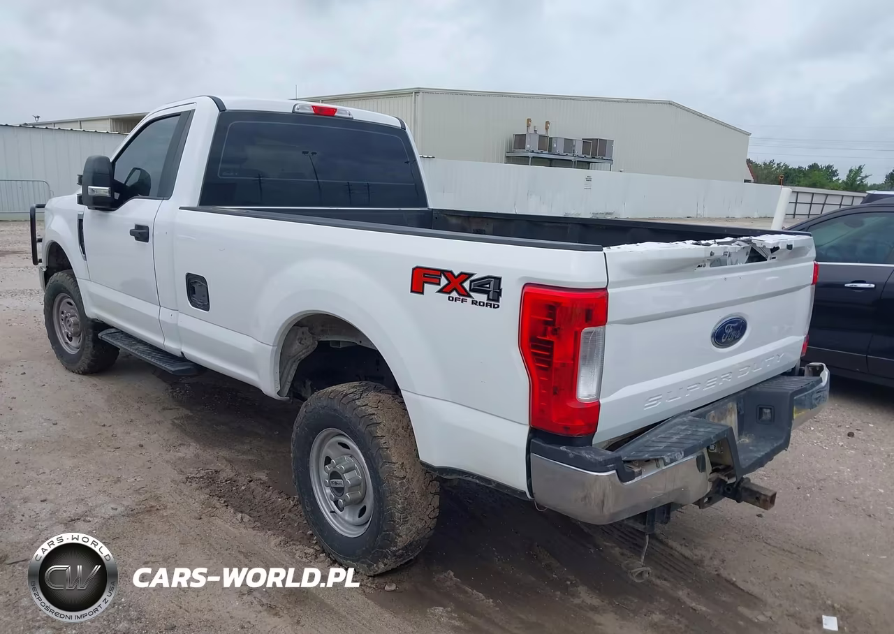 2017 Ford F-250 Xl VIN:1FTBF2B66HEB47121 - 3