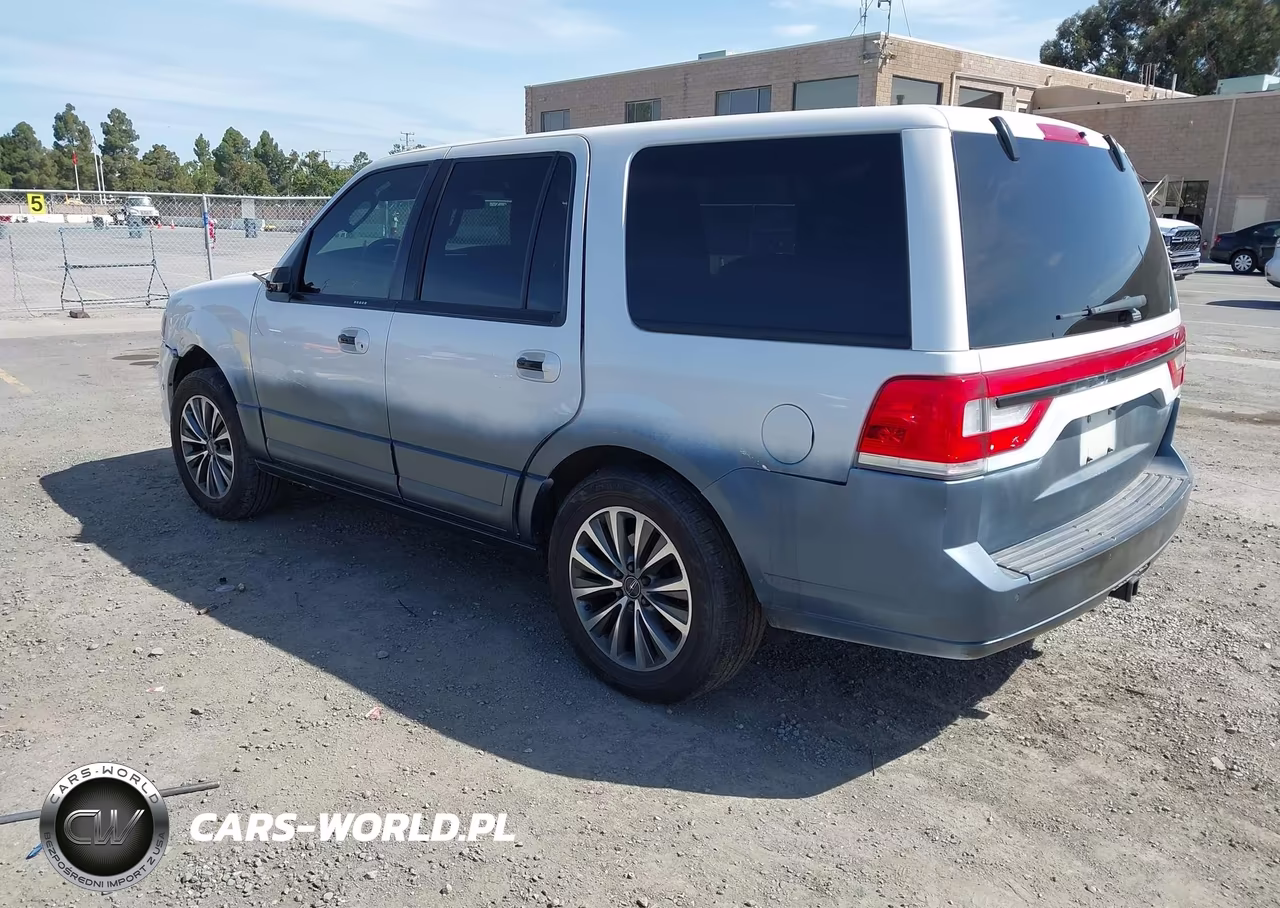 2017 Lincoln Navigator Select VIN:5LMJJ2HT5HEL07828 - 3