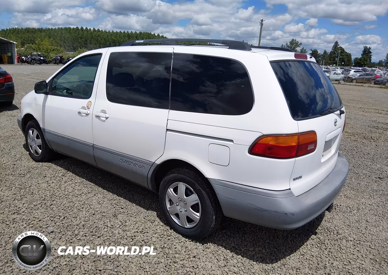 1998 Toyota Sienna Le VIN:4T3ZF13C7WU029792 - 3