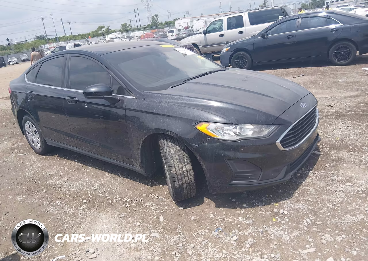 2020 Ford Fusion S – zdjęcie 1 z 19