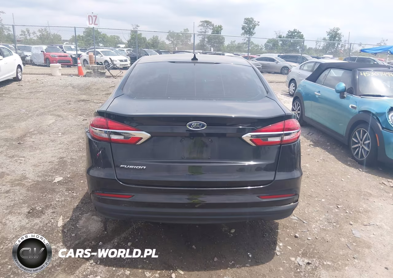 2020 Ford Fusion S VIN:3FA6P0G75LR163956 - 16