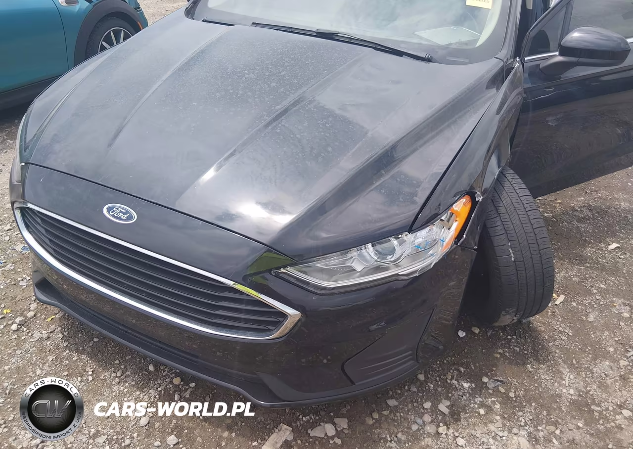 2020 Ford Fusion S VIN:3FA6P0G75LR163956 - 18