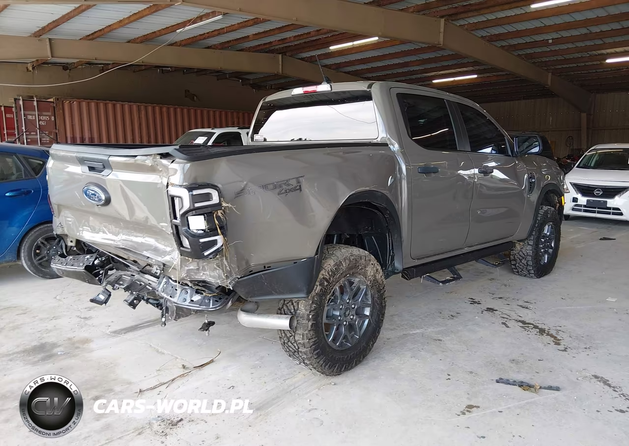 2025 Ford Ranger Xlt VIN:1FTER4HH3SLE53690 - 4