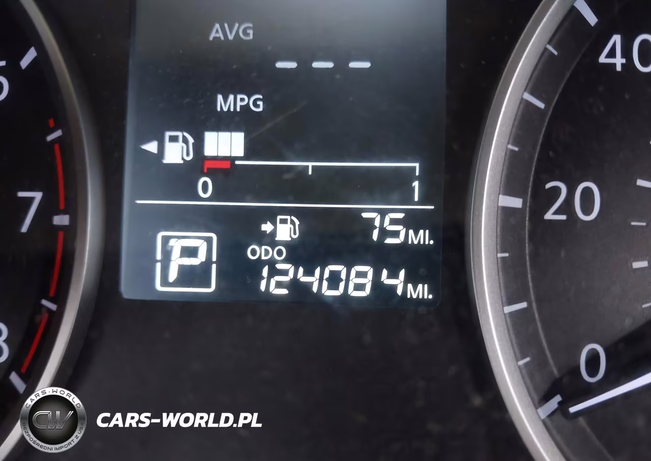 2019 Nissan Kicks S VIN:3N1CP5CU4KL544613 - 16