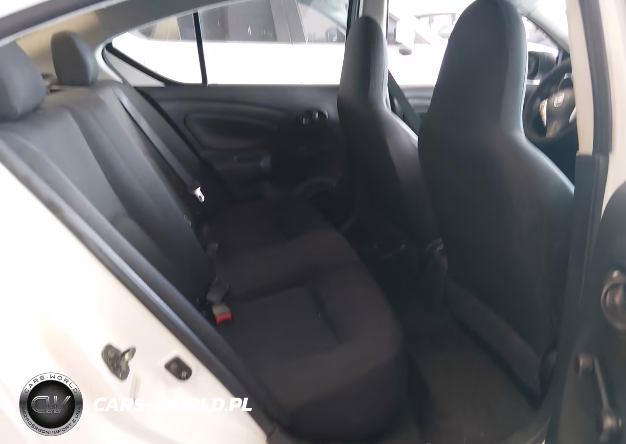 2015 Nissan Versa 1.6 S VIN:3N1CN7AP7FL954200 - 8