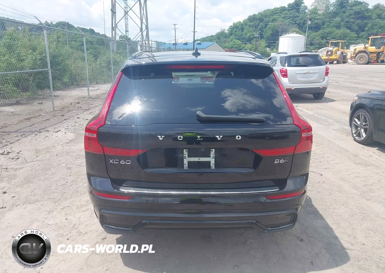 2022 Volvo Xc60 B6 R-Design VIN:YV4062RM3N1953431 - 17