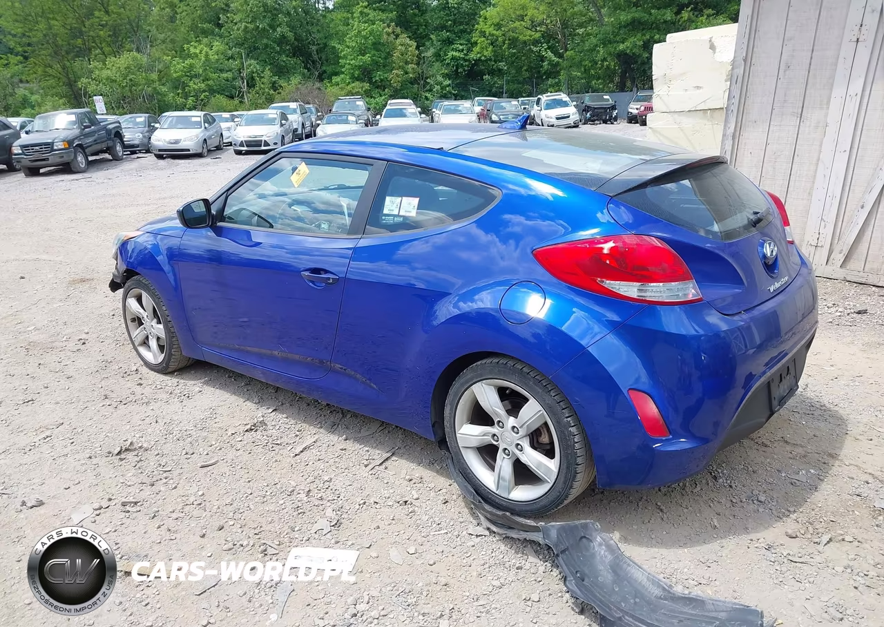 2012 Hyundai Veloster Base W-Gray VIN:KMHTC6AD5CU034923 - 3