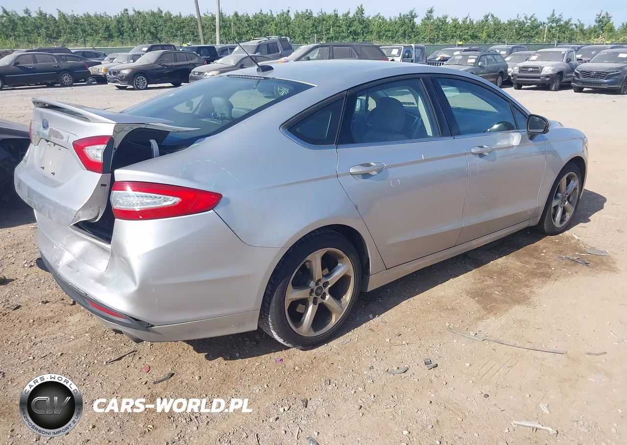 2016 Ford Fusion S VIN:3FA6P0G76GR322635 - 4