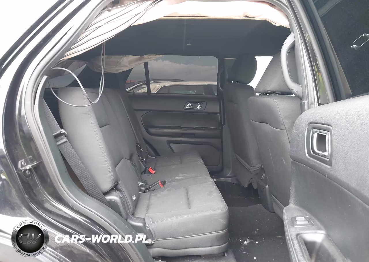 2019 Ford Police Interceptor Utility VIN:1FM5K8AT9KGB24121 - 8