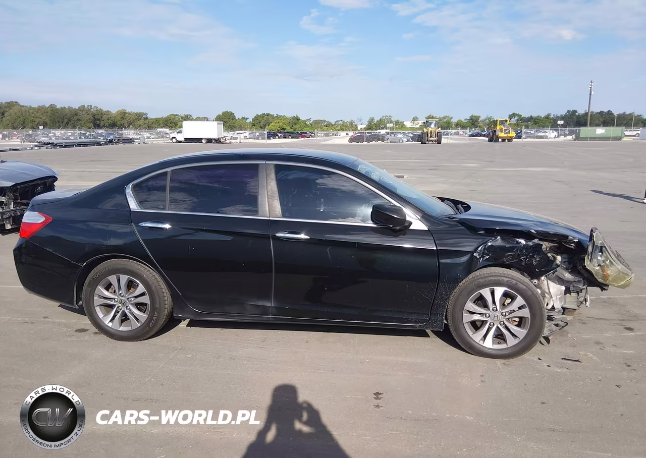 2015 Honda Accord Lx VIN:1HGCR2F35FA146592 - 14