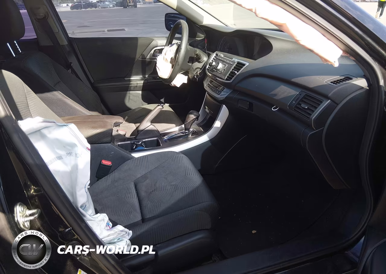 2015 Honda Accord Lx VIN:1HGCR2F35FA146592 - 5