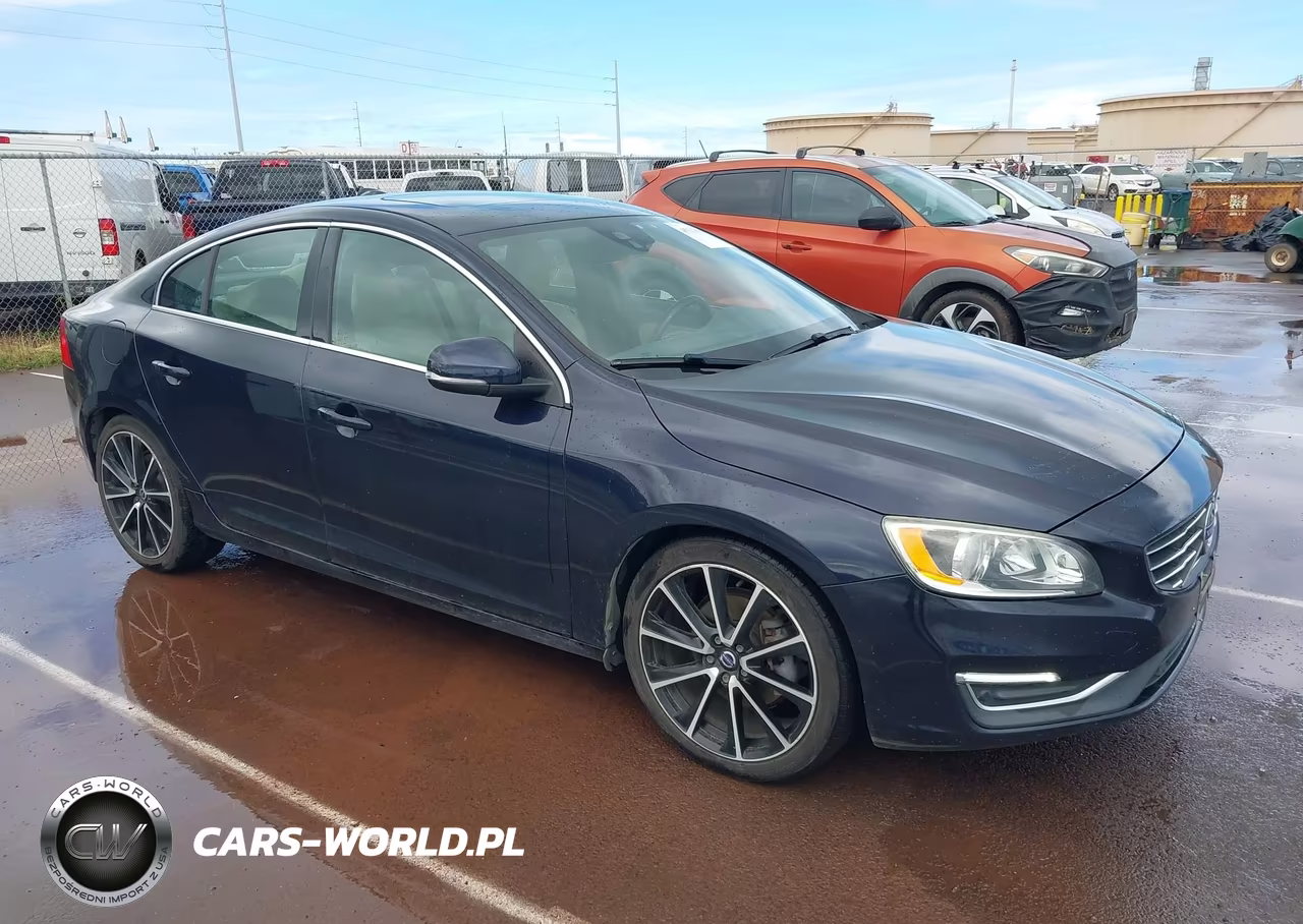 2016 Volvo S60 T5 Drive-E Premier