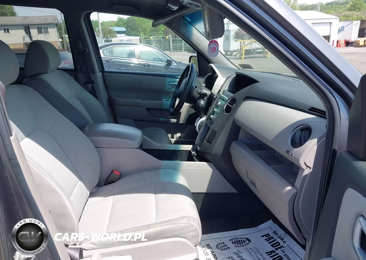 2011 Honda Pilot Lx VIN:5FNYF4H20BB081682 - 5
