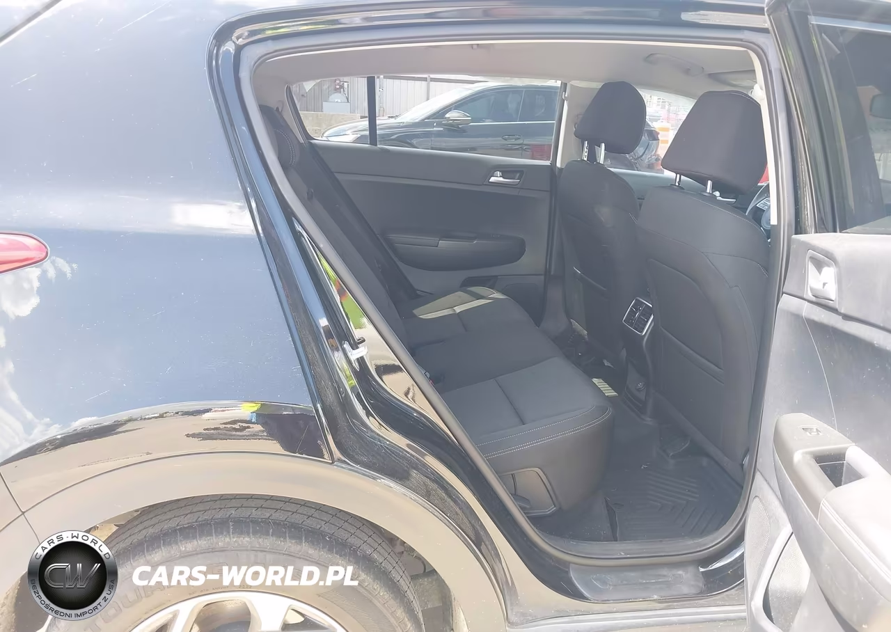 2021 Kia Sportage Lx VIN:KNDPM3AC1M7876599 - 8