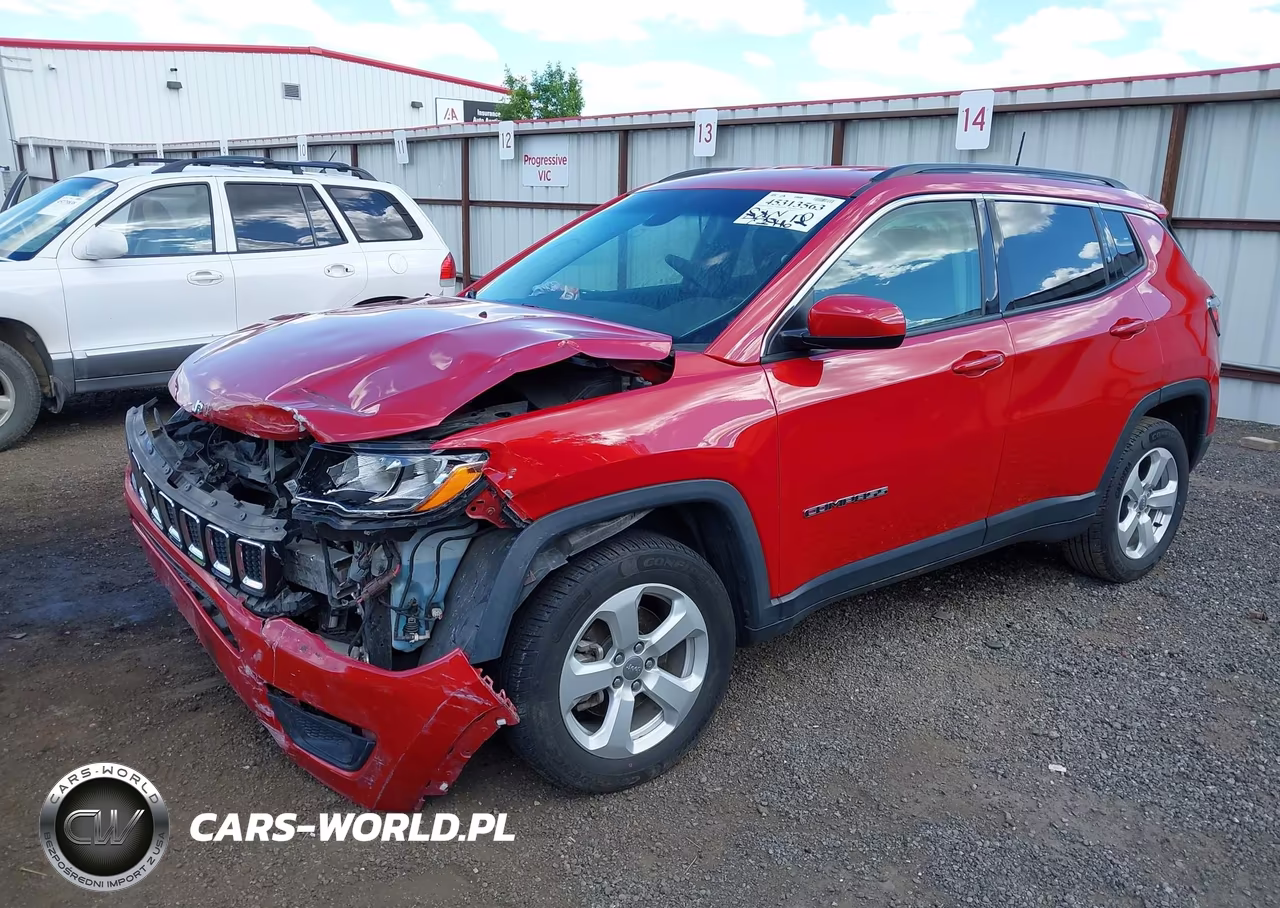 2019 Jeep Compass Latitude 4X4 VIN:3C4NJDBB9KT592772 - 2